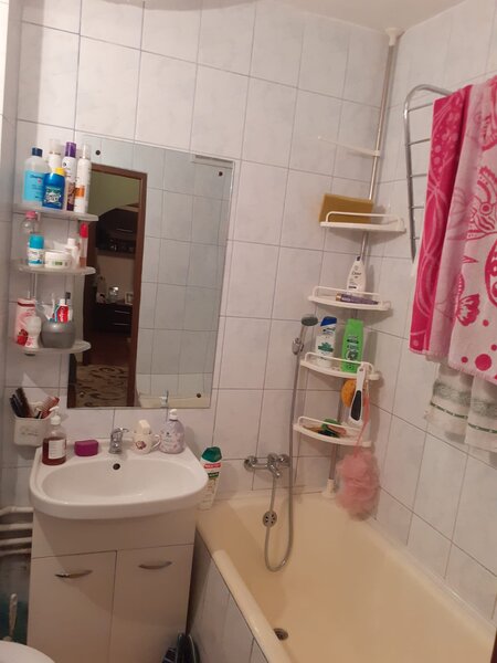 Berceni, Huedin, Lukoil